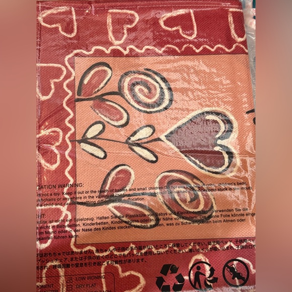 Happy Valentine Table Runner 13x120” Brand New - Picture 6 of 7